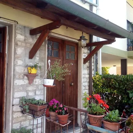 Lejlighed Vacanze In Mansarda A Viareggio